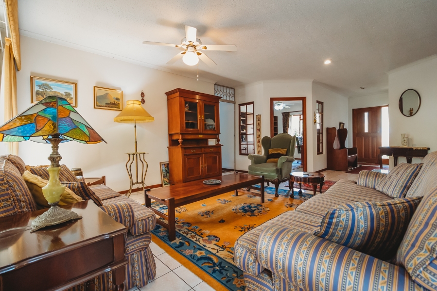 3 Bedroom Property for Sale in Bergsig Western Cape